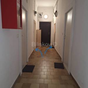 Prodaja, Zagreb, Kaptol, 2 odvojene jednoipol-etažne garsonjere 