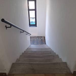 Prodaja, Zagreb, Kaptol, 2 odvojene jednoipol-etažne garsonjere 