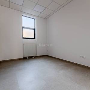 Prodaja, Zagreb, Kvaternikov trg, poslov. prostor u  zgradi