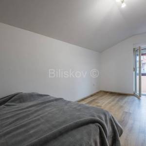 Prodaja, Zagreb, Laščina, prekrasna kuća s tri stana, parking