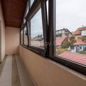 Prodaja, Zagreb, Laščina, prekrasna kuća s tri stana, parking