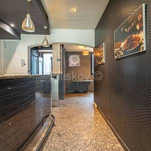 Prodaja, Zagreb, Maksimir, Kennedyev trg, lokal, 2 VPM