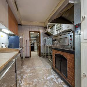 Prodaja, Zagreb, Maksimir, Kennedyev trg, lokal, 2 VPM