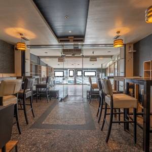 Prodaja, Zagreb, Maksimir, Kennedyev trg, lokal, 2 VPM