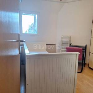 Prodaja, Zagreb, Malešnica, dvoetažan stan 135 m2, lift, javni parking