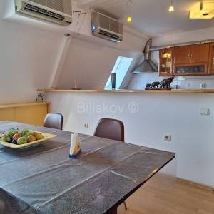 Prodaja, Zagreb, Malešnica, dvoetažan stan 135 m2, lift, javni parking