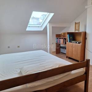 Prodaja, Zagreb, Malešnica, dvoetažan stan 135 m2, lift, javni parking