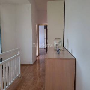 Prodaja, Zagreb, Malešnica, dvoetažan stan 135 m2, lift, javni parking