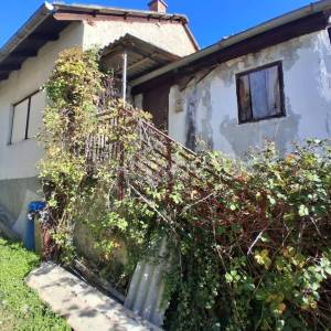 Prodaja, Zagreb, Markuševec, 81m2,  samostojeća kuća za adaptaciju