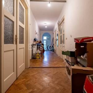 Prodaja, Zagreb, Pantovčak, samostojeća secesijska villa 