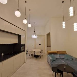 Prodaja: Zagreb-Petrinjska ulica, adaptiran dvosobni stan, 56.86m2