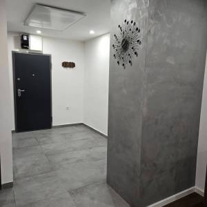 Prodaja: Zagreb-Prečko, novoređen 2.5-sobni stan na odličnoj lokaciji