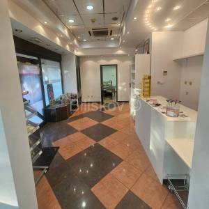 Prodaja, Zagreb, Prečko, prostrani dvoetažni poslovni prostor, 182m2 