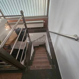 Prodaja, Zagreb, Prečko, prostrani dvoetažni poslovni prostor, 182m2 