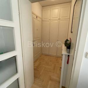 Prodaja, Zagreb, Remete, trosoban stan, terasa, vrt, parking