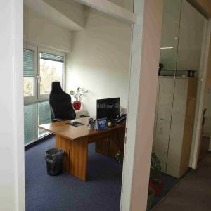 Prodaja, Zagreb, Rudeš, poslovni prostor, 1. kat, parking, spremište