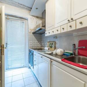 Prodaja, Zagreb, Šestine, lijep peterosoban stan, 4 etaže, dvojna kuća