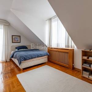 Prodaja, Zagreb, Šestine, samostojeća kuća, 2 stana, garaže