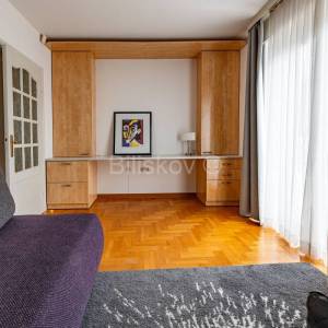 Prodaja, Zagreb, Šestine, samostojeća kuća, 2 stana, garaže