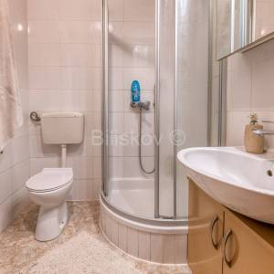 Prodaja, Zagreb, Sesvete, 5-soban stan, terasa, 2VPM