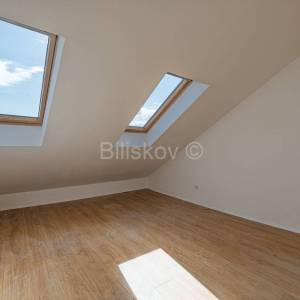 Prodaja Zagreb, Sveti Duh, novo uređen trosoban stan 86m2