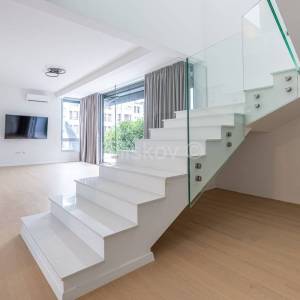 Prodaja, Zagreb, Sveti duh, luksuzan dvoetažan stan s parkingom, vrt