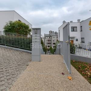 Prodaja, Zagreb, Sveti duh, luksuzan dvoetažan stan s parkingom, vrt