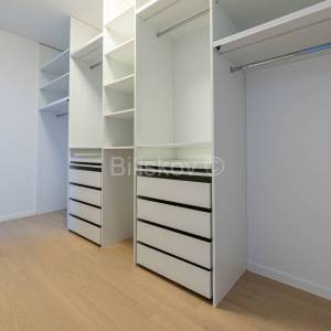 Prodaja, Zagreb, Sveti duh, luksuzan dvoetažan stan s parkingom, vrt