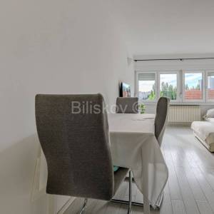 Prodaja, Zagreb, Trešnjevka, lijep i svijetao trosoban stan