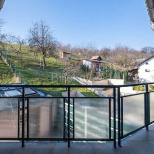 Prodaja, Zagreb, Vrapče, uređen stan sa dvije garaže