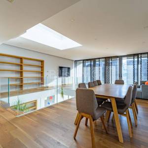 Prodaja, Zagreb,Gračani,luksuzna samostojeća vila,bazen,sauna, parking