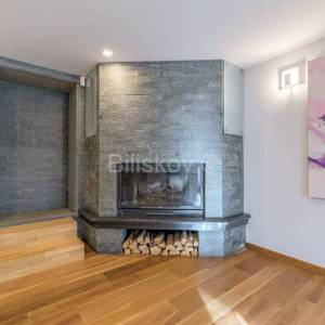 Prodaja, Zagreb,Gračani,luksuzna samostojeća vila,bazen,sauna, parking