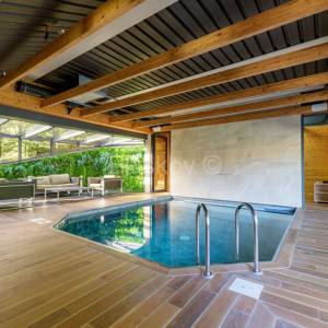 Prodaja, Zagreb,Gračani,luksuzna samostojeća vila,bazen,sauna, parking
