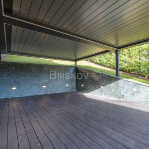 Prodaja, Zagreb,Gračani,luksuzna samostojeća vila,bazen,sauna, parking