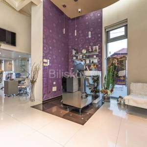 Prodaja,Črnomerec,namješten ulični poslovni prostor 102m2.