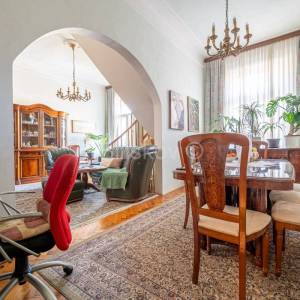 Prodaja,Donji grad,Petrinjska ulica,5-soban stan, 2 etaže