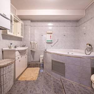 Prodaja,Donji grad,Petrinjska ulica,5-soban stan, 2 etaže