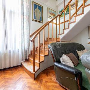 Prodaja,Donji grad,Petrinjska ulica,5-soban stan, 2 etaže