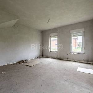 Prodaja,Hrvatski Leskovac,3 troetažna stana,ukupno 334.50 m2, roh bau 