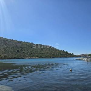 Prodaja,kuća sa velikim dvorištem,Rogoznica