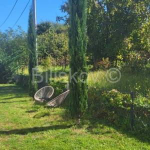 Prodaja,Labin,trosobna samostojeća kuća 102m2 s bazenom 32m2.