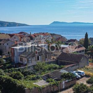 Prodaja,Mlin u centru Komiže