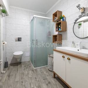 Prodaja,Novi Zagreb,Utrina, kuća u nizu sa vrtom 