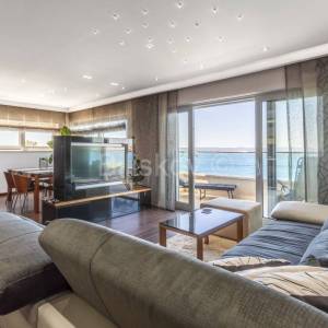 Prodaja,penthouse s pogledom na more,Tučepi