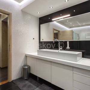 Prodaja,penthouse s pogledom na more,Tučepi