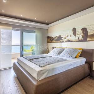 Prodaja,penthouse s pogledom na more,Tučepi