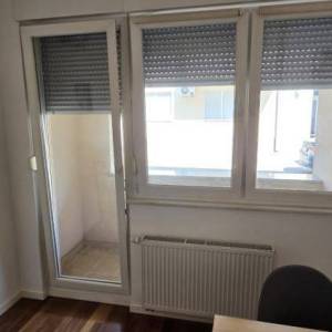 Prodaja:Zagreb-Laščina,2S stan s loggiom,spremište,dva parkirna mjesta