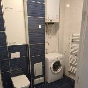 Prodaja:Zagreb-Laščina,2S stan s loggiom,spremište,dva parkirna mjesta