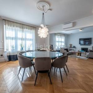 Prodaja,Zagreb,Donji grad,novouređeni četverosoban stan,dizalo,parking