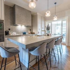 Prodaja,Zagreb,Donji grad,novouređeni četverosoban stan,dizalo,parking